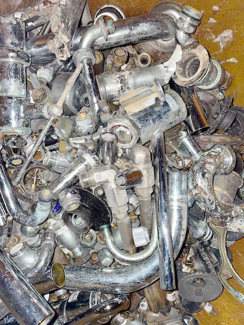 画像:込真鍮(水道蛇口など)