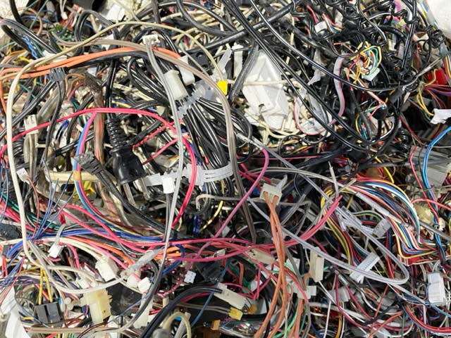 画像:雑線(延長コードなど)